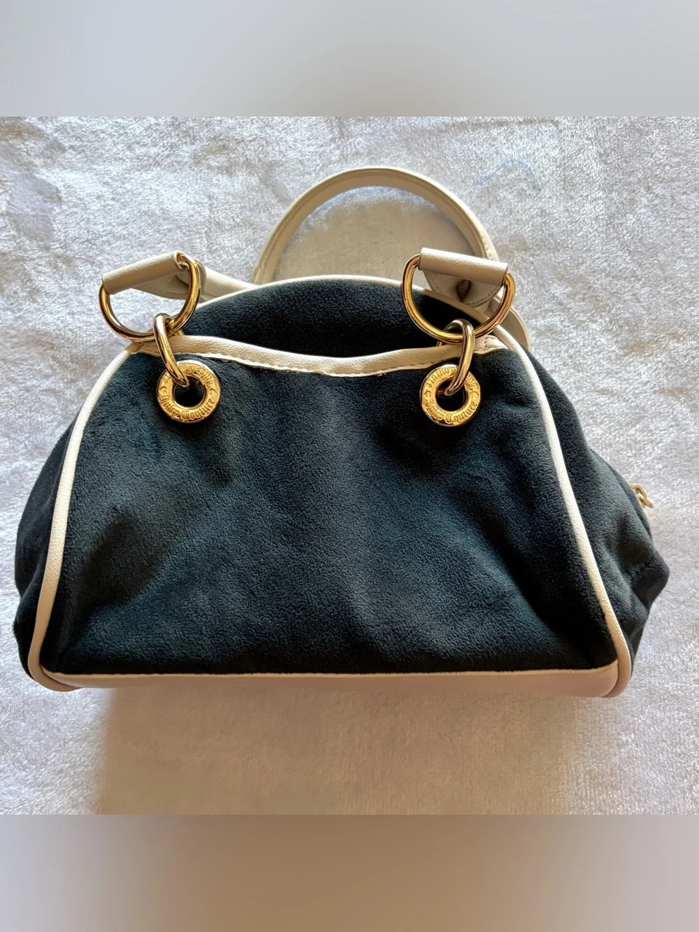 Juicy Couture stylish juicy